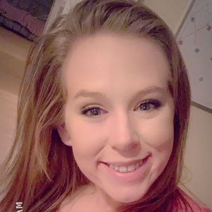 Meet your Posher, Katelyn